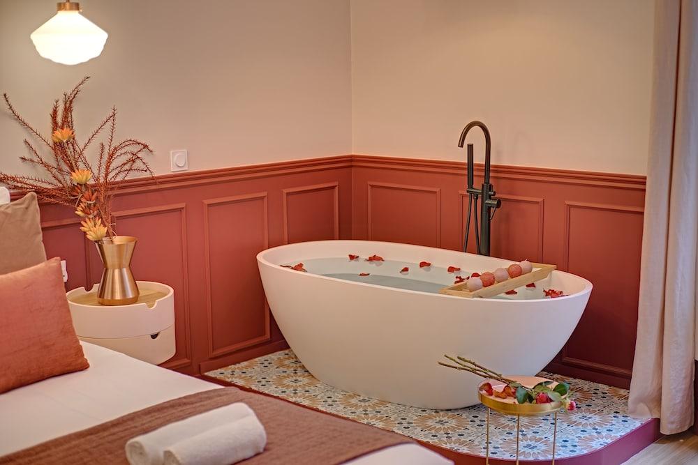 Miss Marguerite Suite