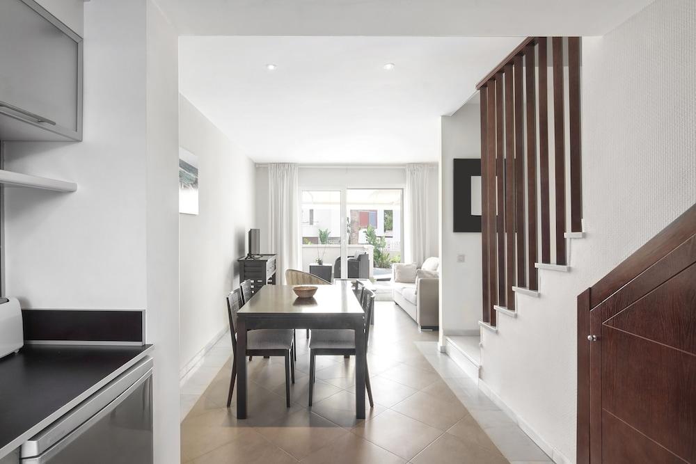 Apartamentos Villazul La Buganvilla