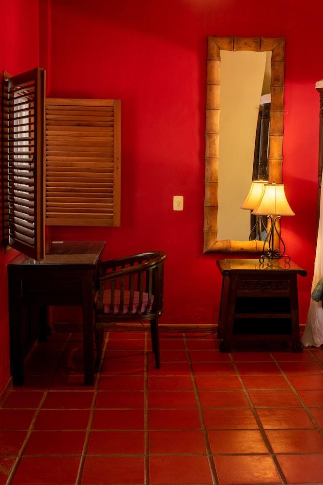 Casa Sunzal Boutique Hotel