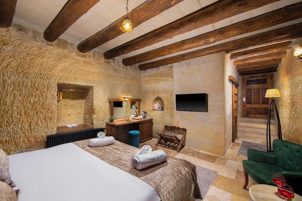 Dionysos Cave Cappadocia Hotel