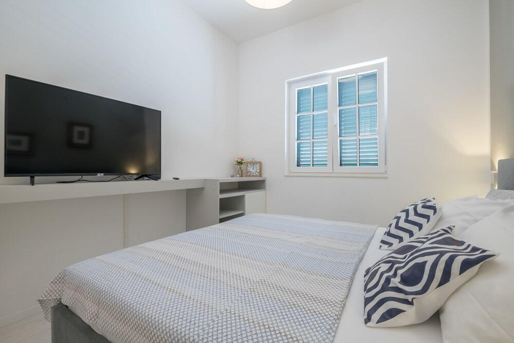 Luxury Villa Phoenix