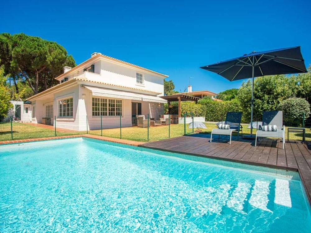 Villa Maria AL in Colares