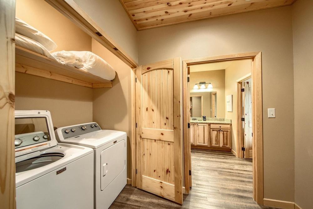 Old Mills Resort OM A6