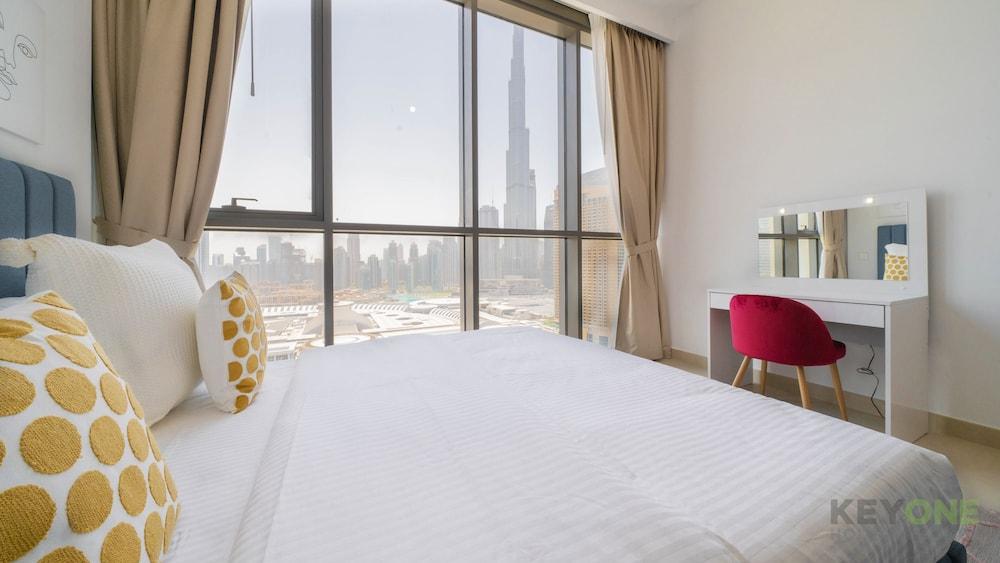 KOHH – 3BR in Downtown Views