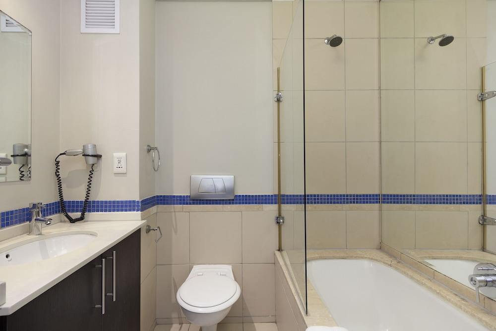 Lagoon Beach 302A by HostAgents