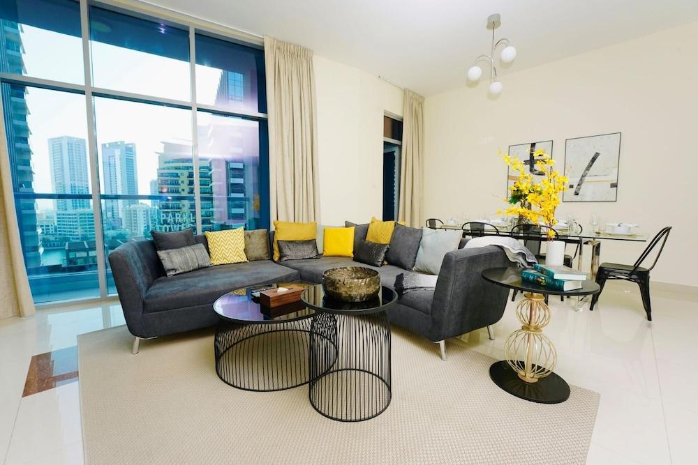 Beautiful Chic Apt w Full Marina View Nxt 2 Beach