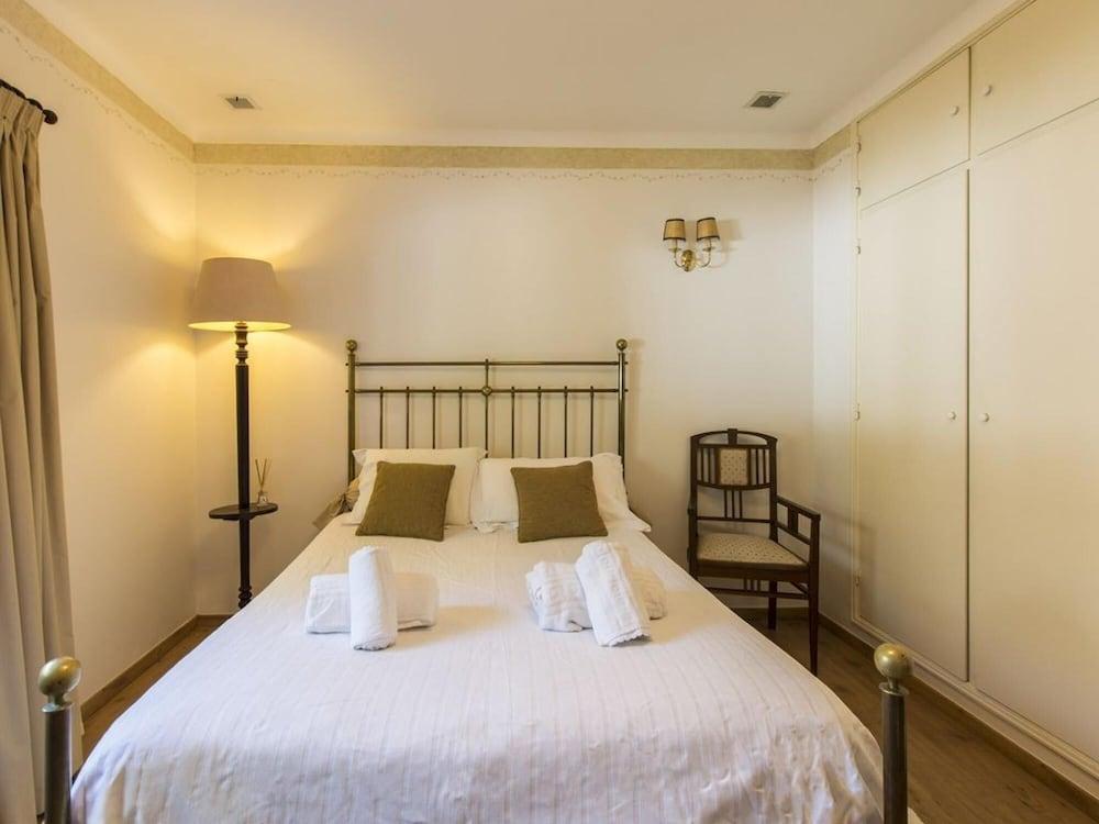 Villa Goreti AL in Amora