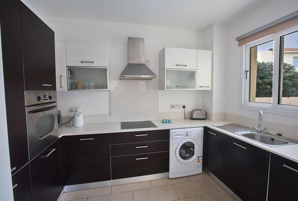 Villa Carrie AQ Cl42