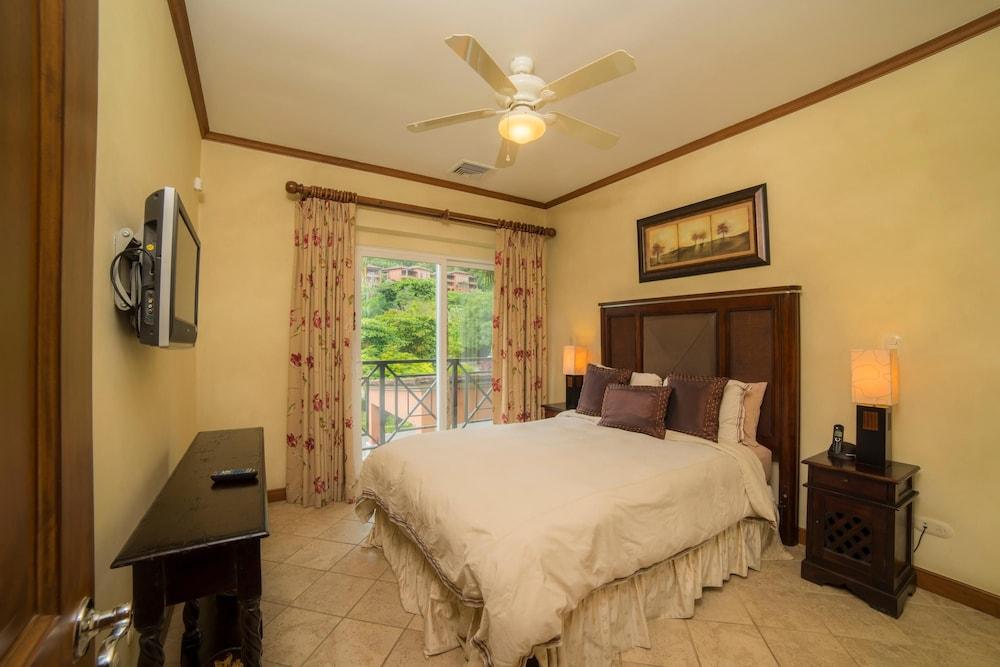 Veranda 1B - 3 bdr 3 Bath