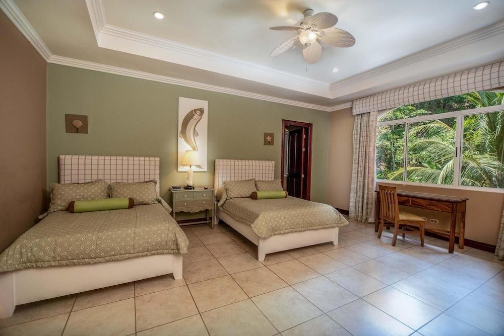 Casa de Suenos in Herradura