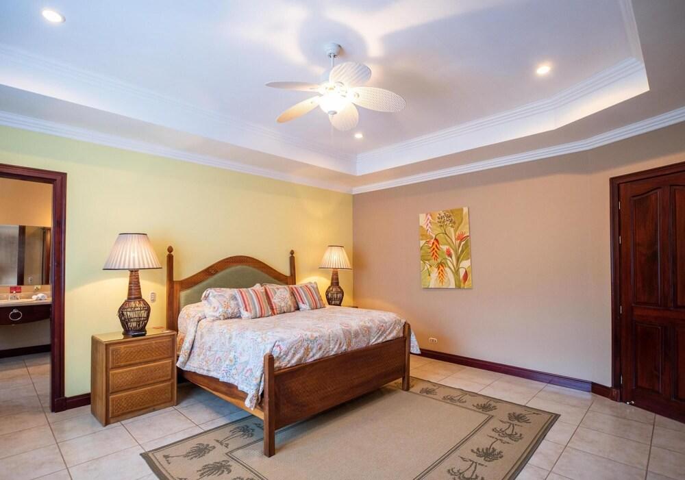 Casa de Suenos in Herradura