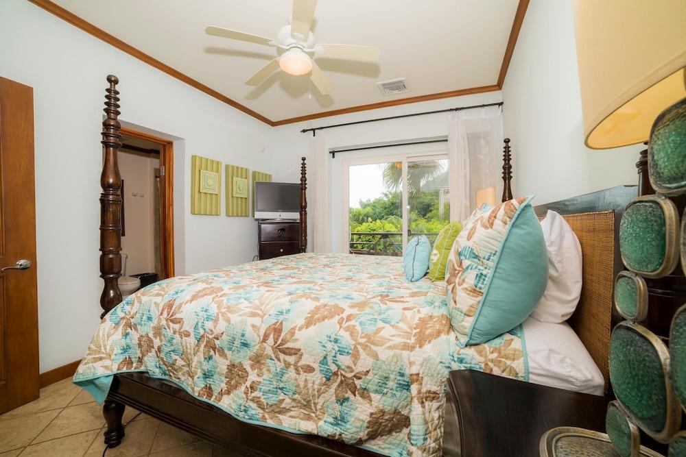 Veranda 2B - 3 bdr 3 Bath