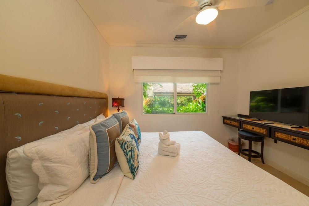 Del Mar 4O 2 bdr - 2 Bath