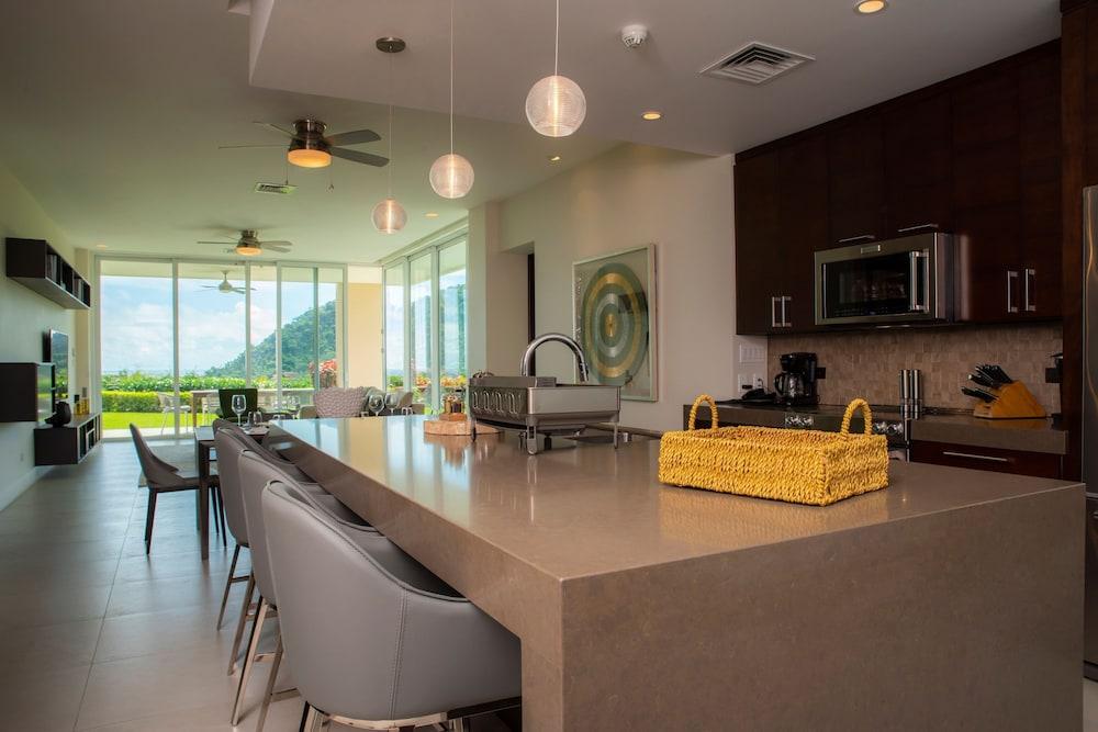 Montecielo 3E - 3 bdr 3 1 2 Bath Ocean View