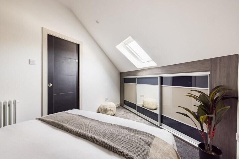 The Battersea Classic - Charming 2bdr Flat With Study Room