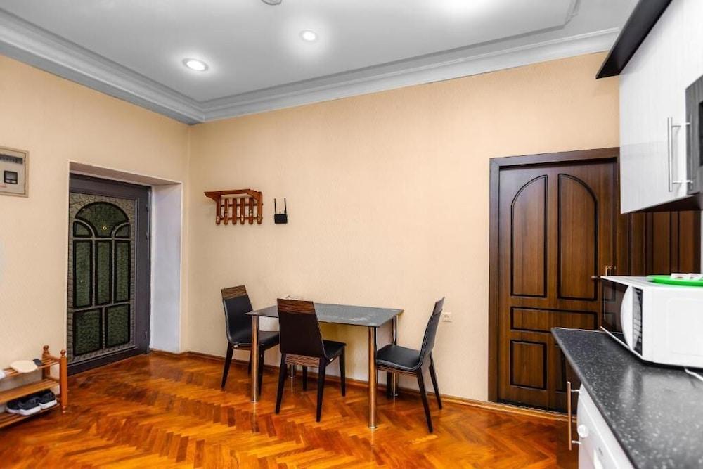 Formula Apartment  Sea view & Balcony