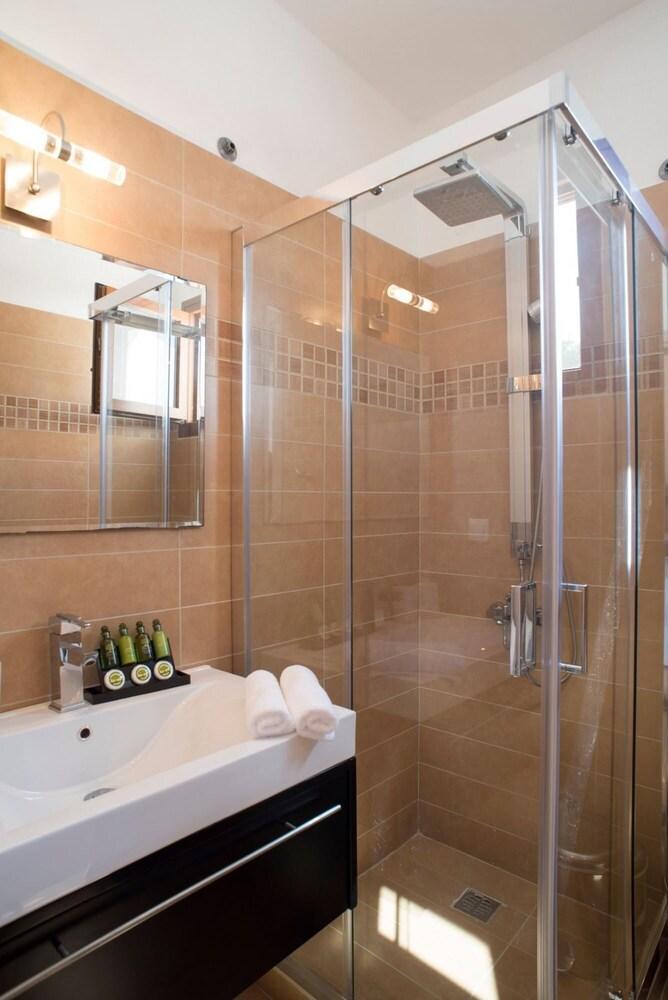 Skiathea Villas Villa B