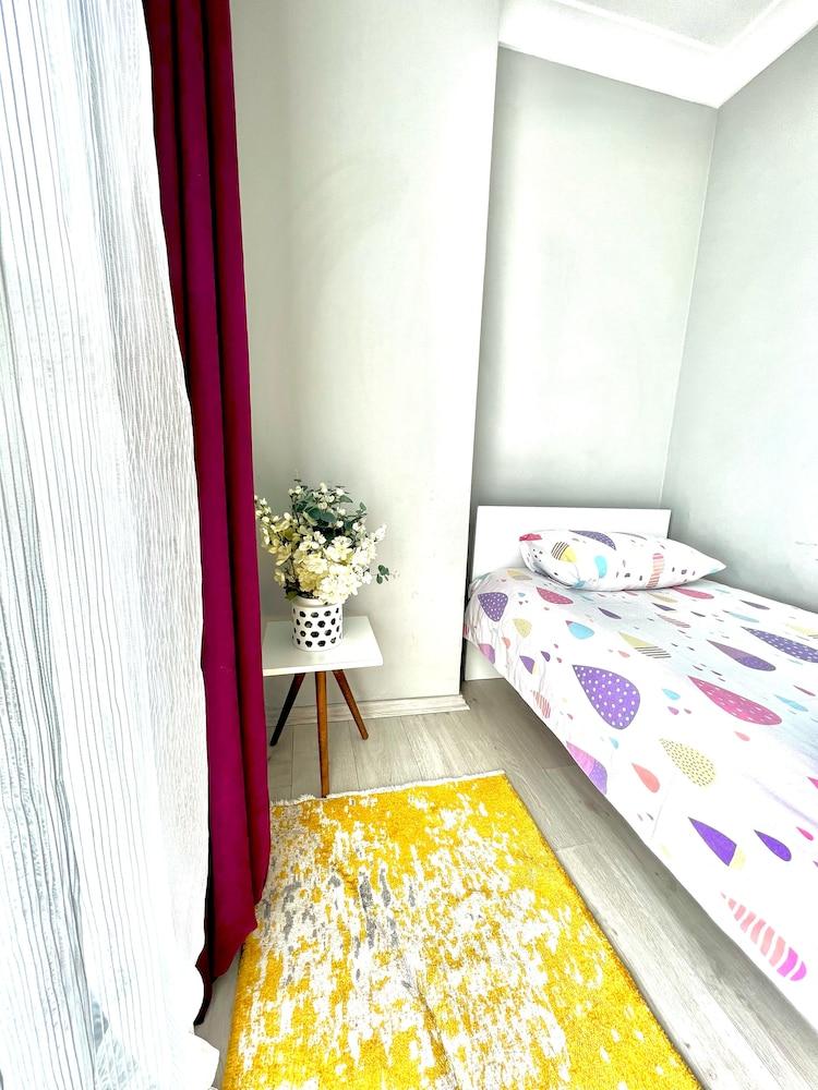 Perfect Lake view Entire Apartment