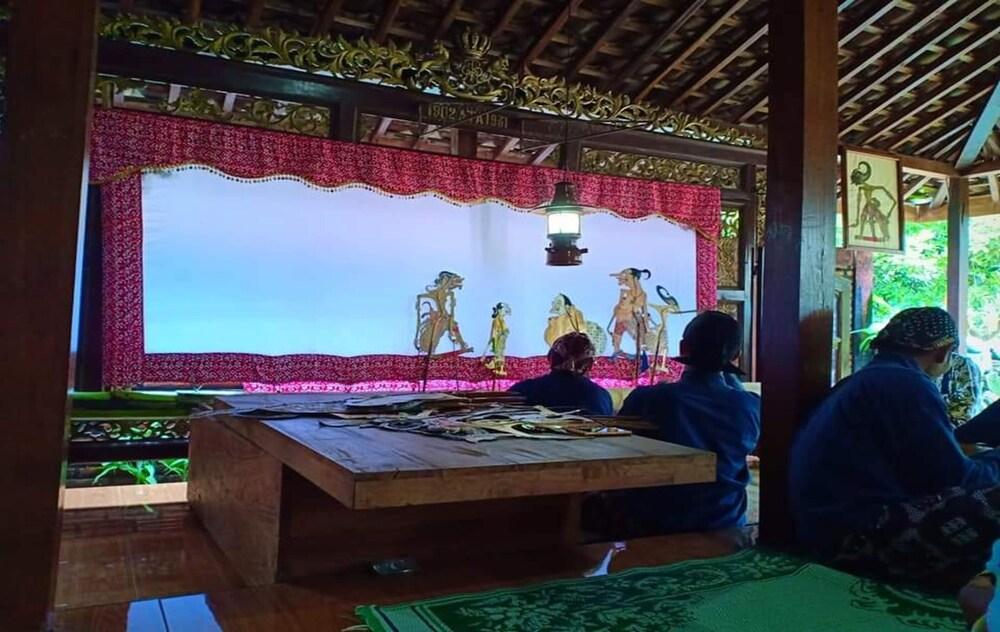 NARA HOMESTAY SYARIAH