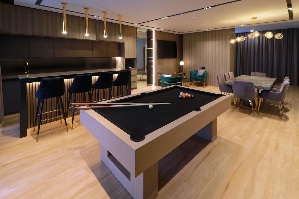 Holiday Inn Hotel and Suites Mexico Felipe Angeles Airport by IHG