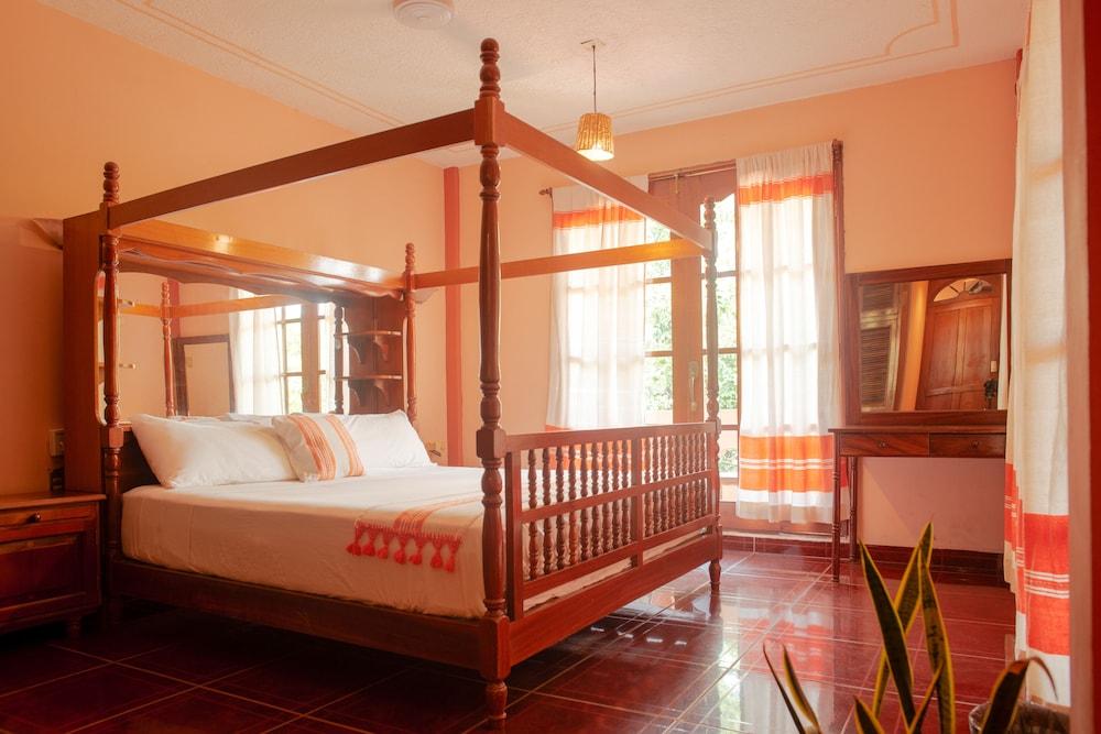 La Casona Hostel