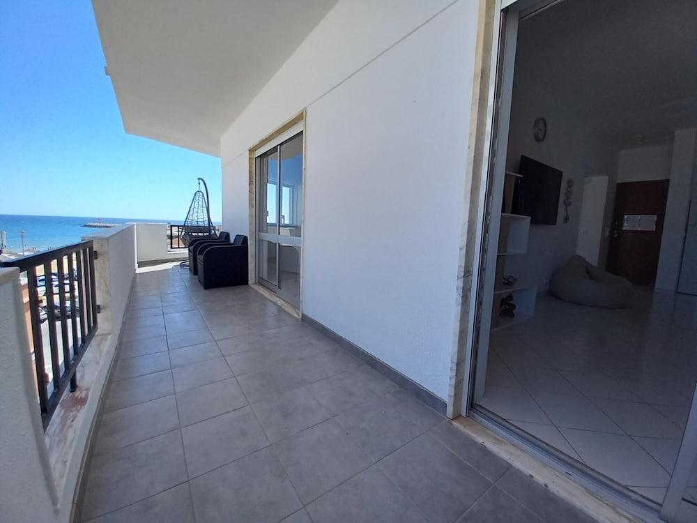 T2 Gaveto Vista Mar Frente Praia