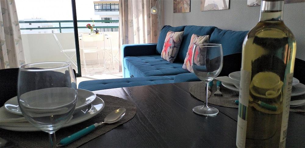 T1 Avenida Mar 8 200m Praia Wi-fi 4 Pessoas