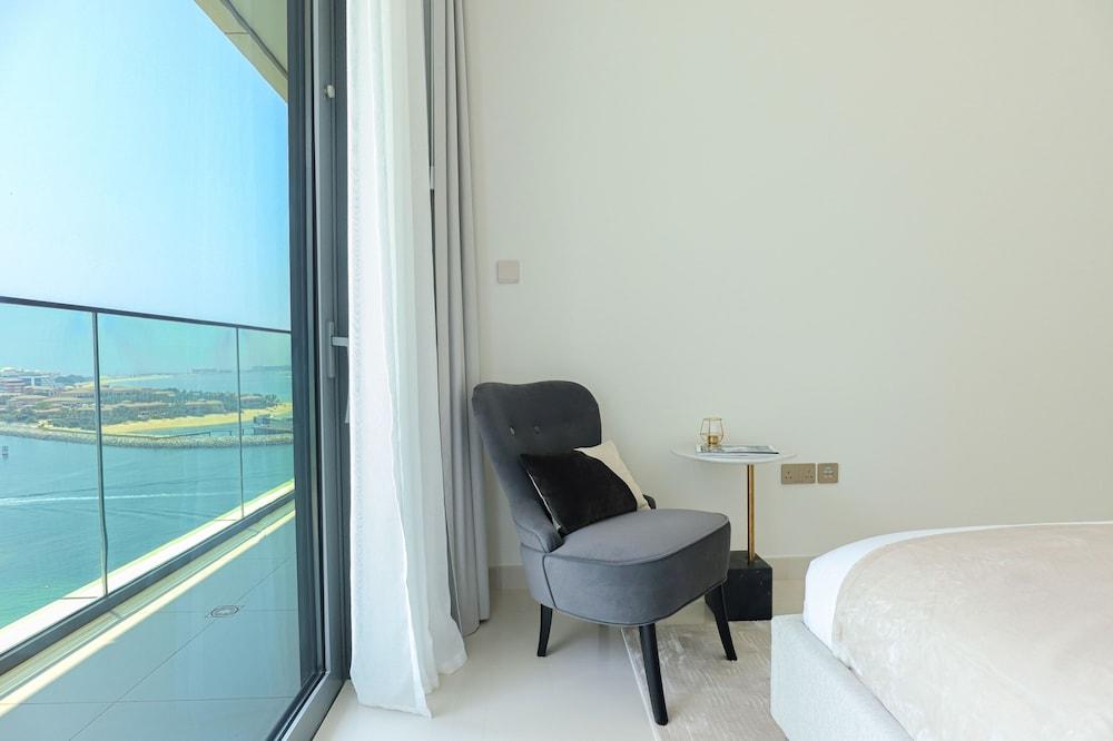 HiGuests - Beach Vista Tower 2