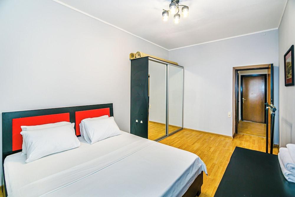 Azneft Garden Apartment