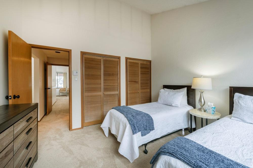 Park Avenue Condos by Park City Vacations