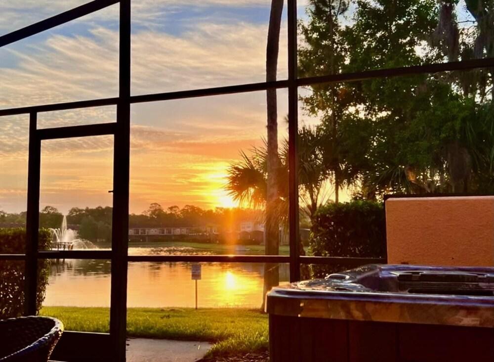 Spacious 2BR Townhome With Resort Access - Near Disney