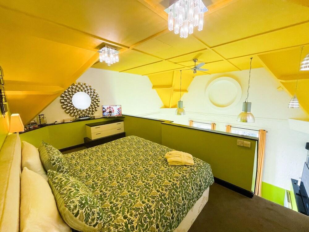 PHOENIX Executive Apart-Hotel