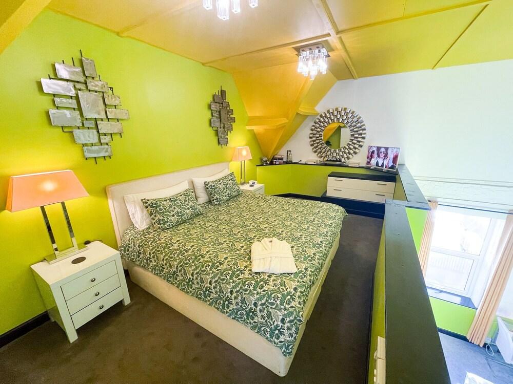 PHOENIX Executive Apart-Hotel