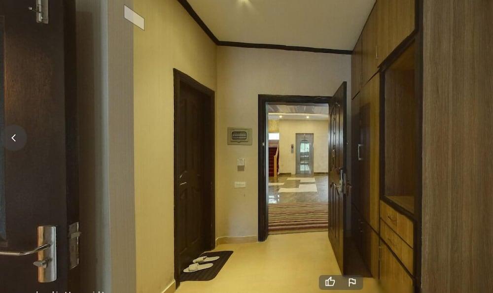 Mahgul Restaurant And Resort