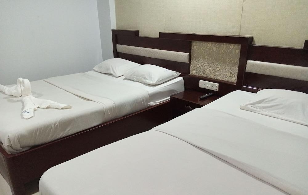 Mohammadia Guest House