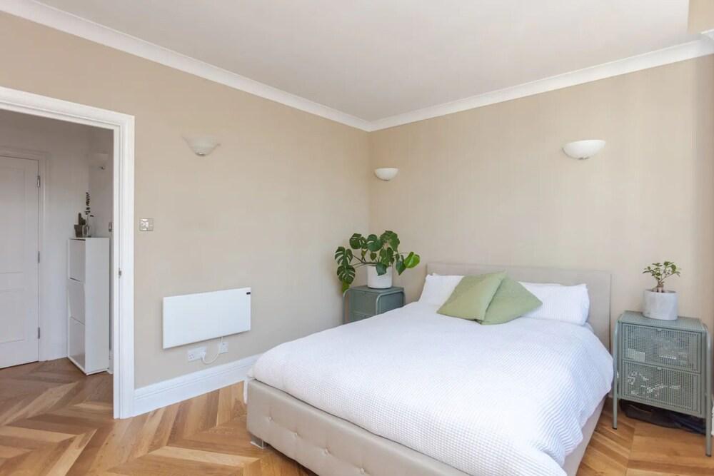 Bermondsey Warehouse Conversion, Near Tower Bridge