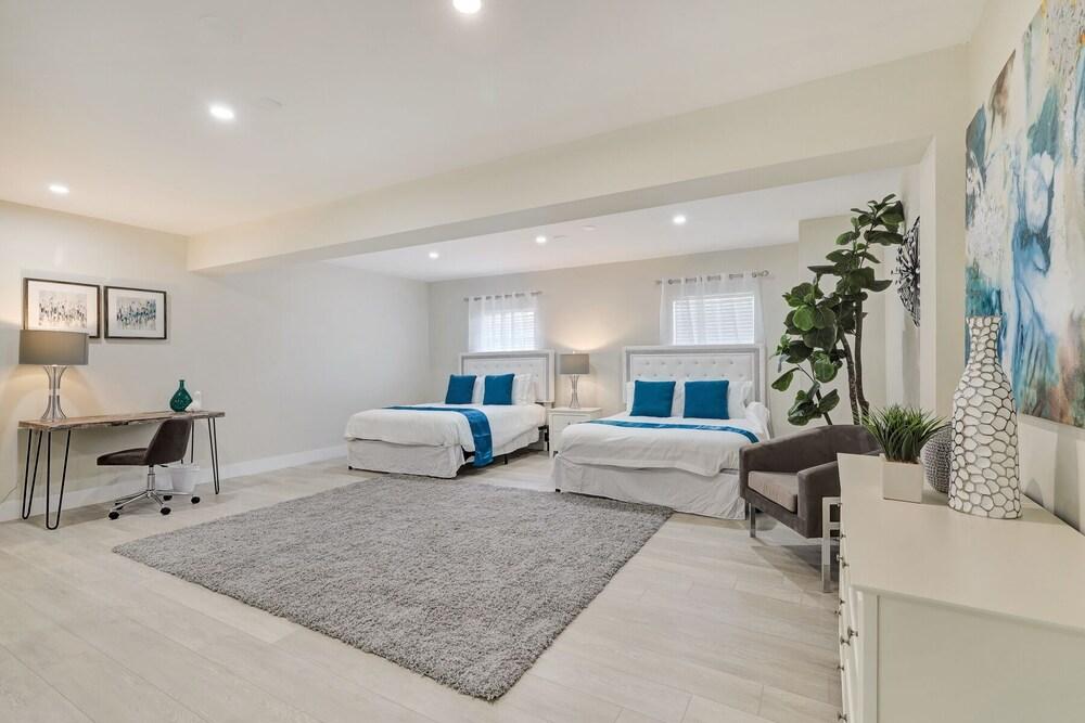 Family-Friendly Beach House, Steps to Beach