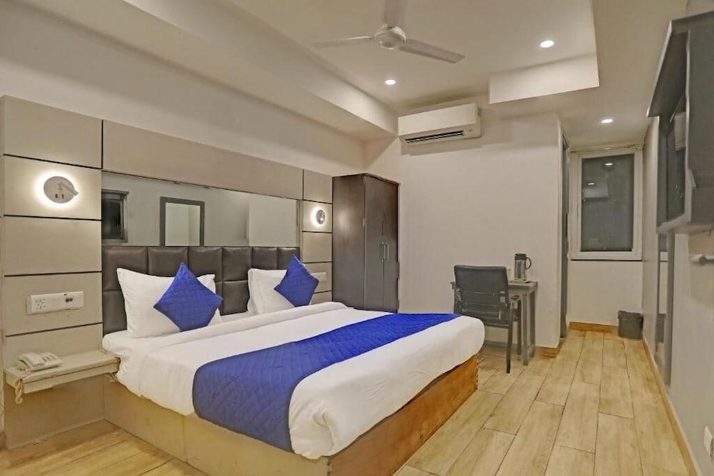 Hotel Royal Saffron By Majesta Stays
