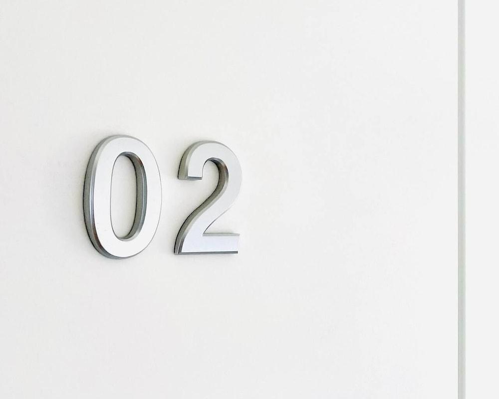 Impeccable 2 Bedroom House in Bicester