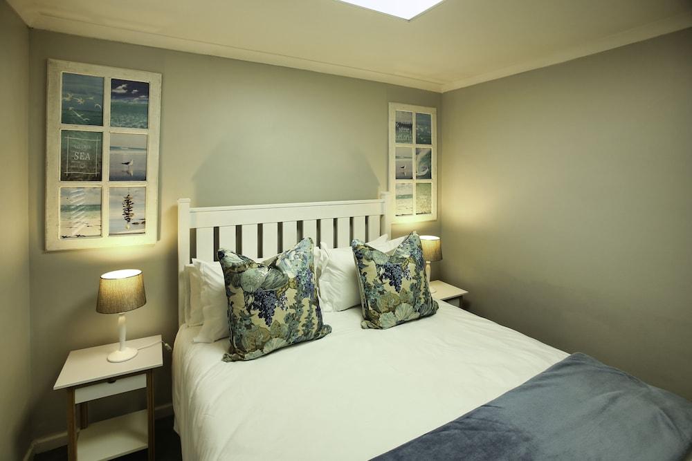 Seehuisie, Langebaan 6-Sleeper