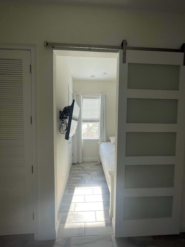 Shake Shack Heated Pool & Hot Tub