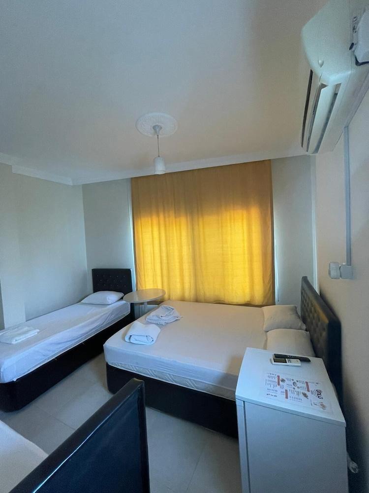 Ünlü Konaklama Kafe