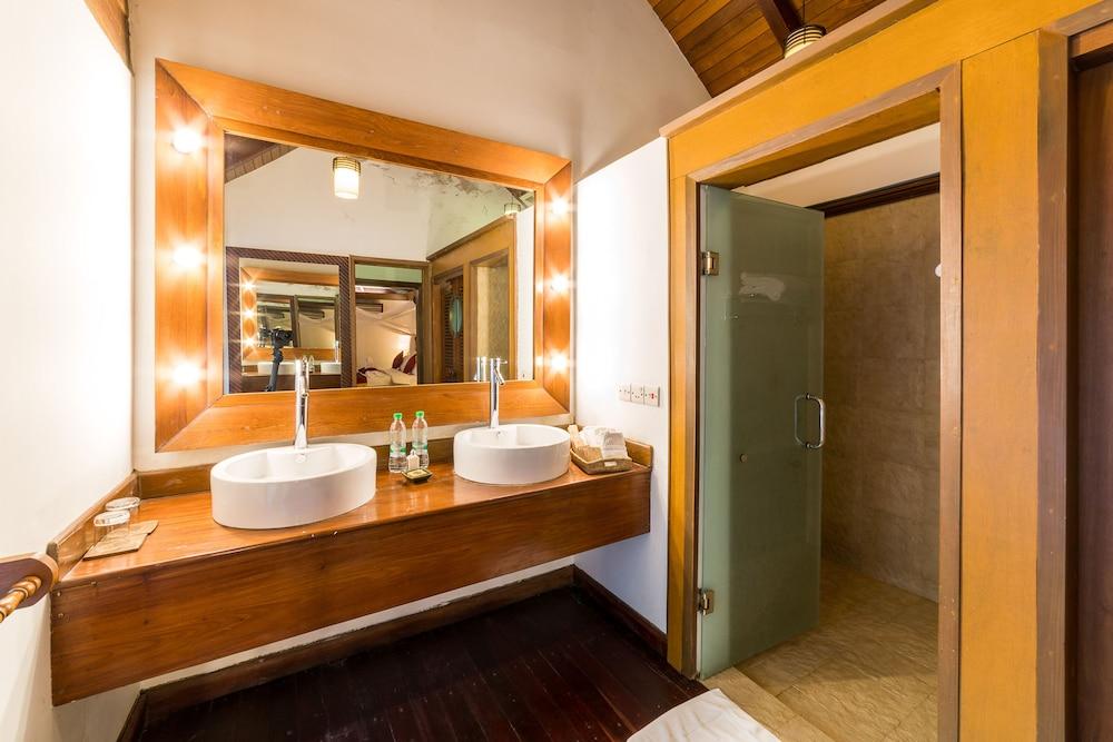 One Myanmar Resort Ngapali