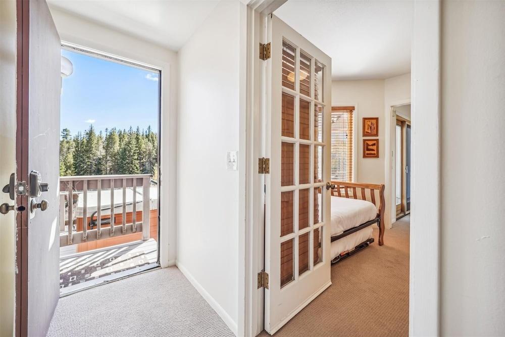 Snowflake Lookout 3 Bedroom Duplex by Redawning