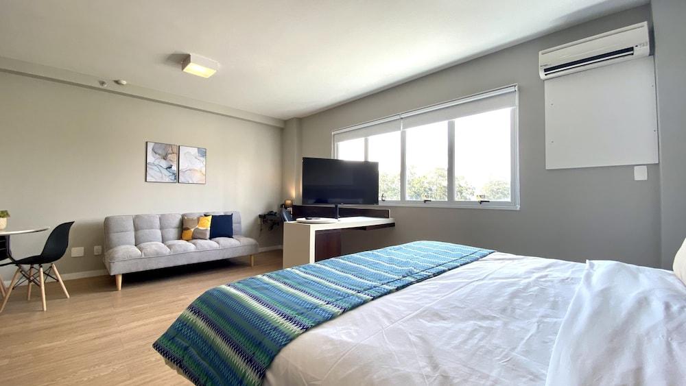 QSA - Anora Spaces - Metropolis Alphaville