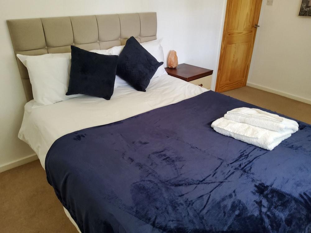 Charming 2-bed Apartment Located in Elham Norwich