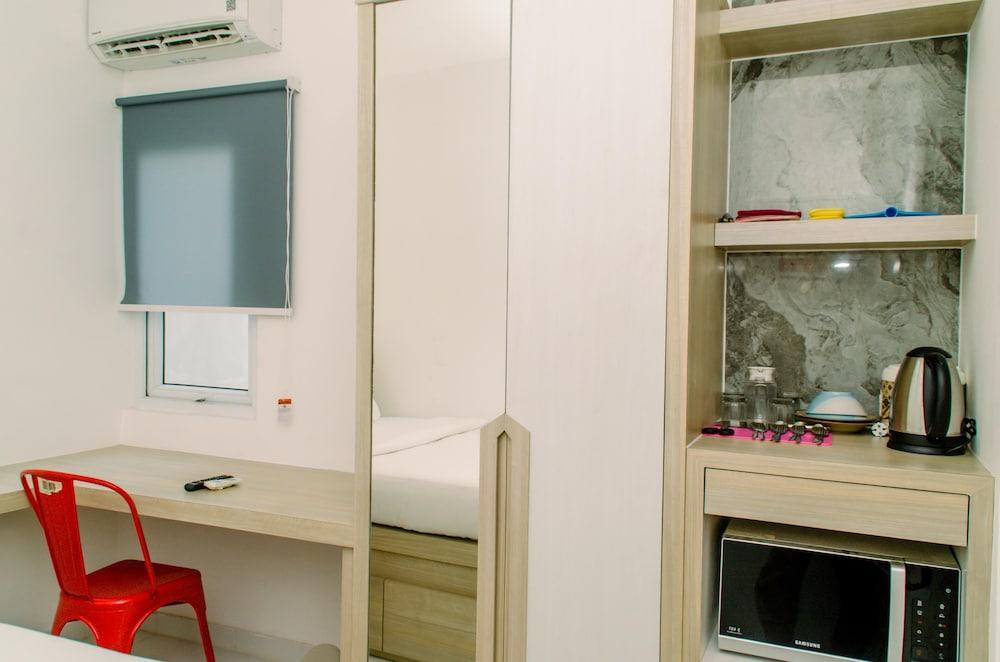 Comfy Studio Apartment At Aeropolis Residence