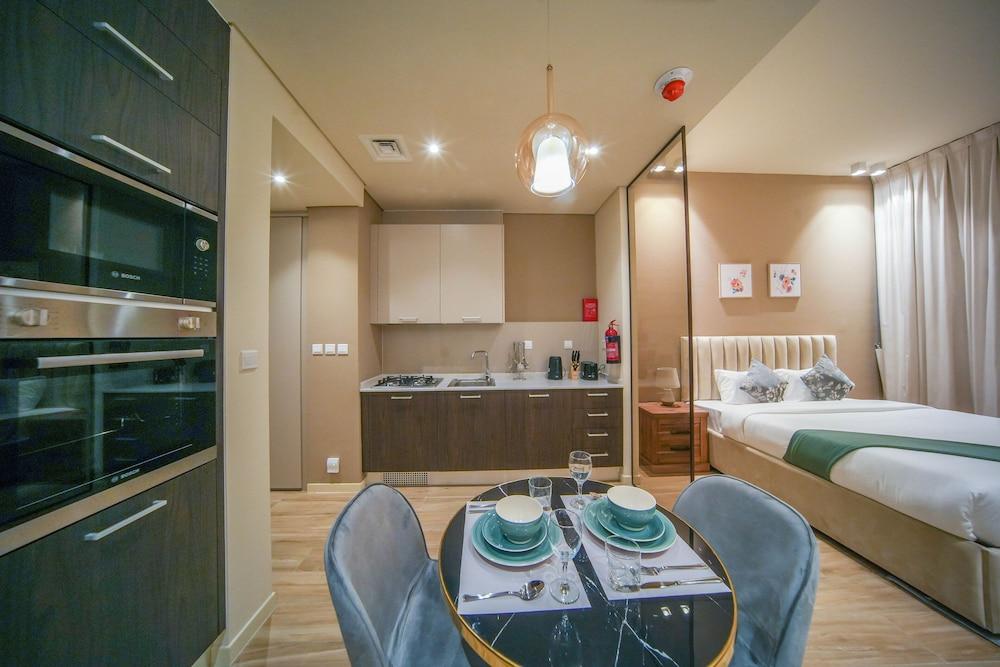 JVC Studio park view fully equipped - 360 vacation