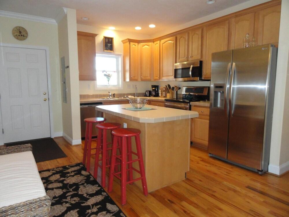 VCI - Klonteska Condominiums #A4