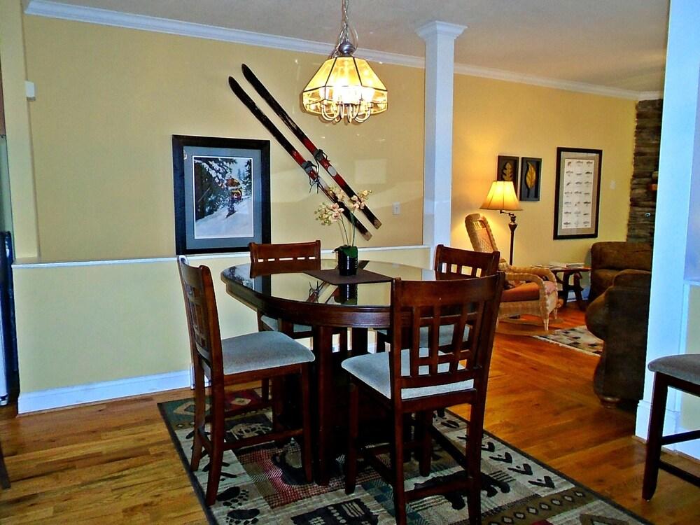 VCI - Klonteska Condominiums #A3